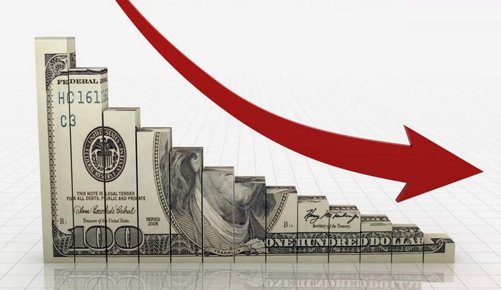 کاهش قیمت دلار